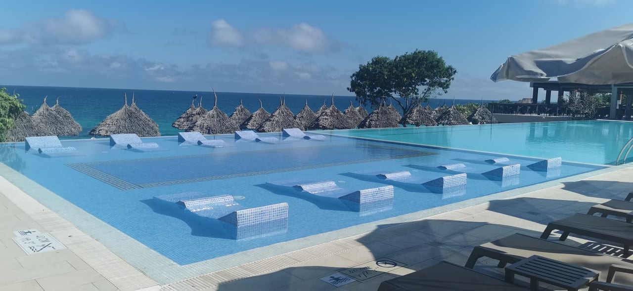 Pool Hotel Riu Palace Zanzibar