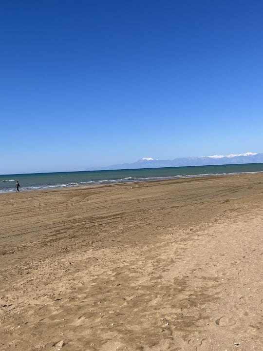 Strand Hotel Süral Resort