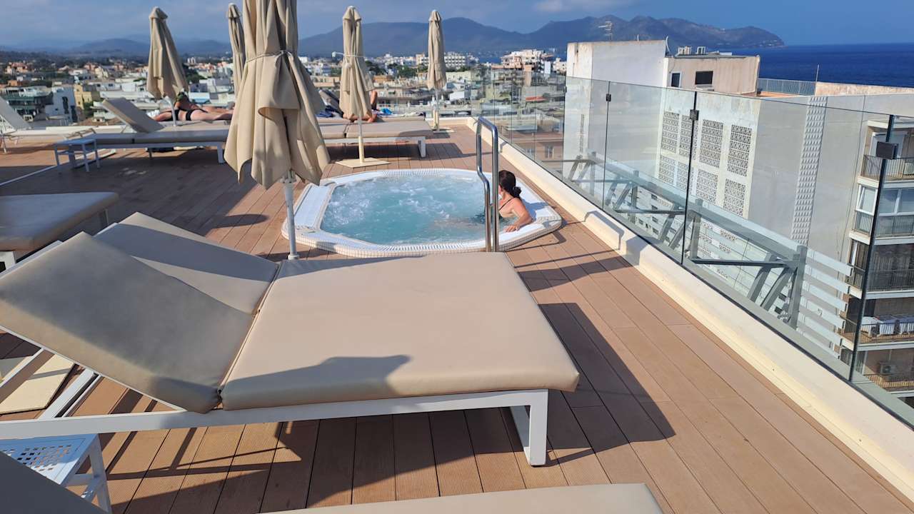 Ausblick Sabina Hotel & Suites