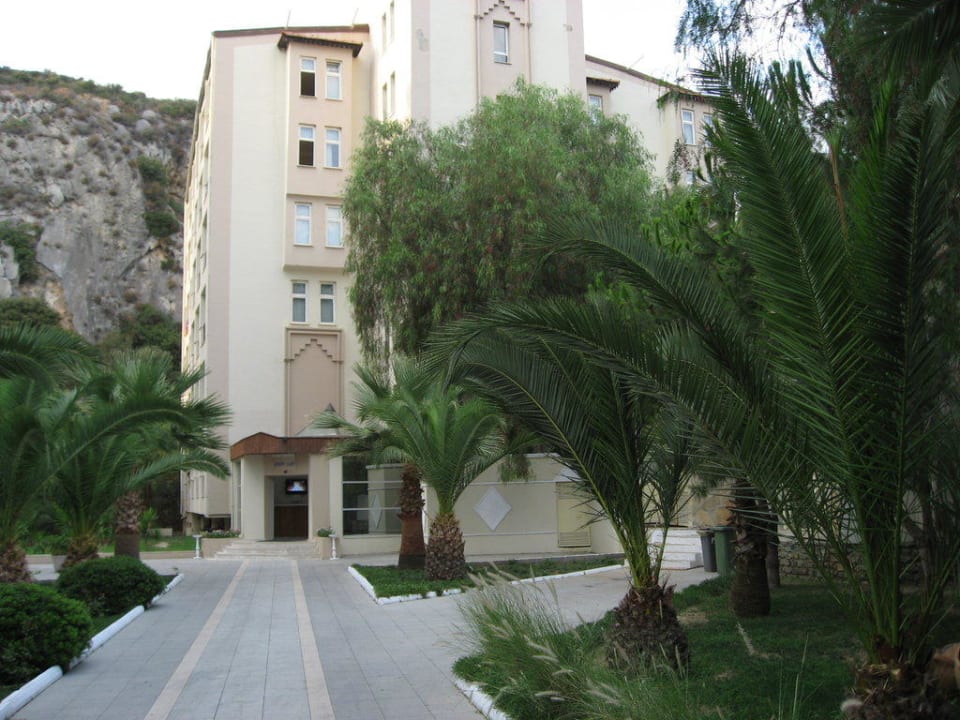 Nebengebäude mit Balkon Ladonia Hotels Adakule