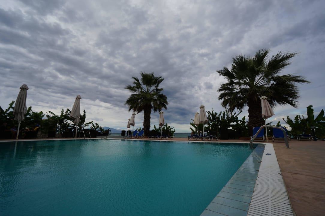 Wolken nach dem Gewitter Hotel Belussi Beach