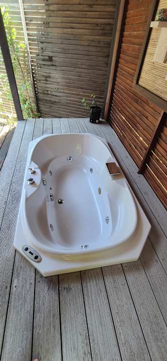 Zimmer Kuredu Island Resort & Spa