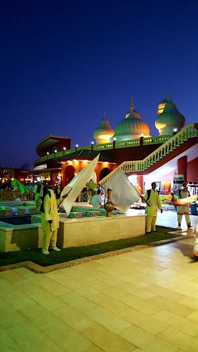 Außenansicht Pickalbatros Alf Leila Wa Leila Resort - Neverland Hurghada