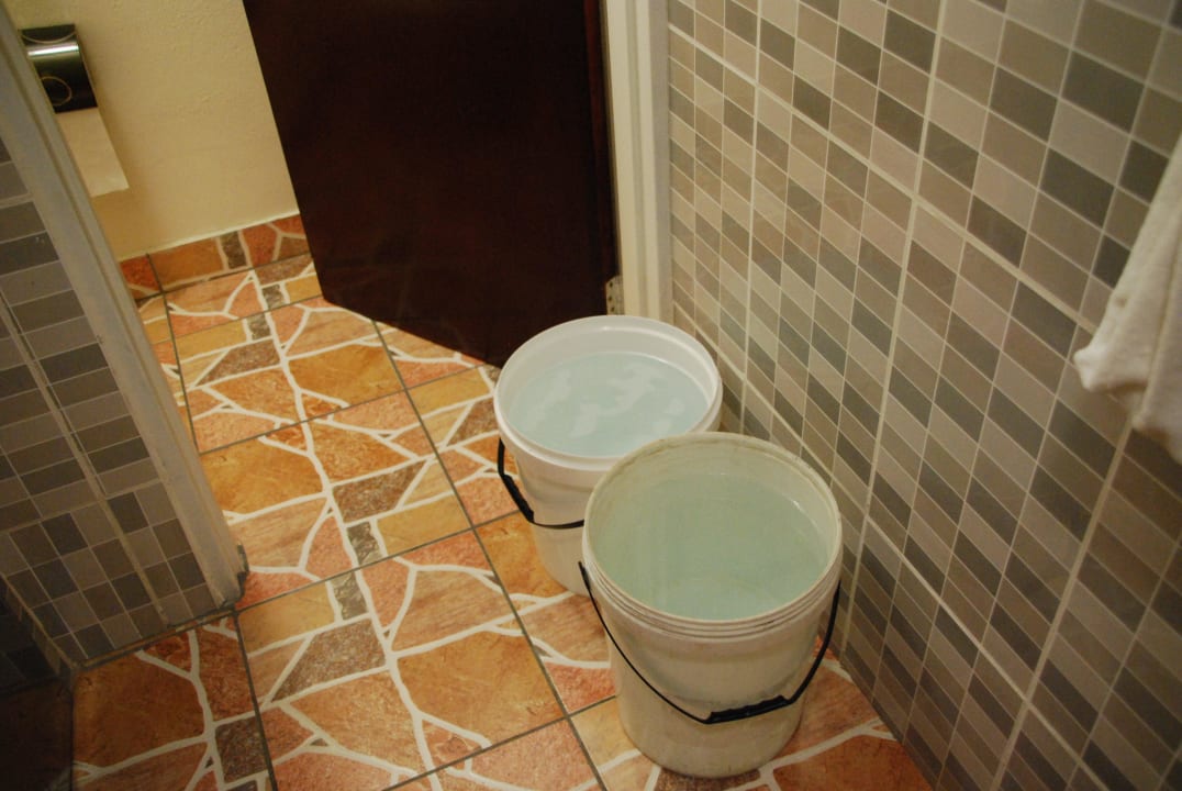 Wasser für die Klospülung Pelican Lodge