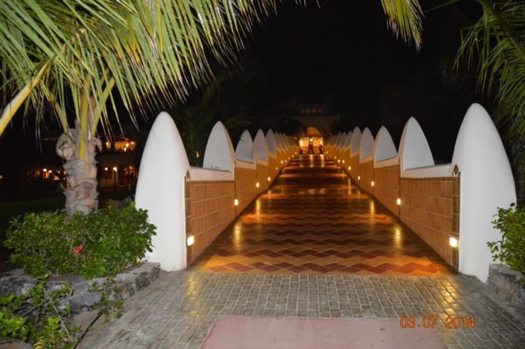 Eingang zur Lobby Hotel Riu Karamboa