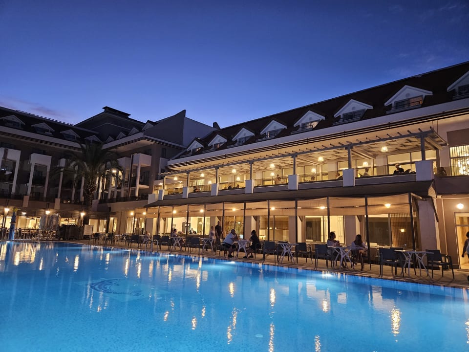 Außenansicht Side Story Resort & Spa