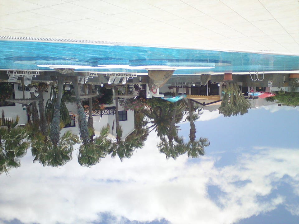 Poolanlage Bahia Calma Beach