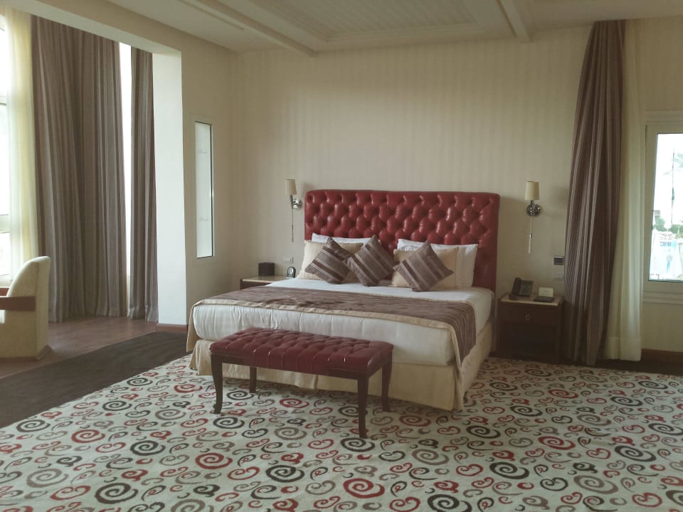 Suite Premier Le Reve Hotel & Spa