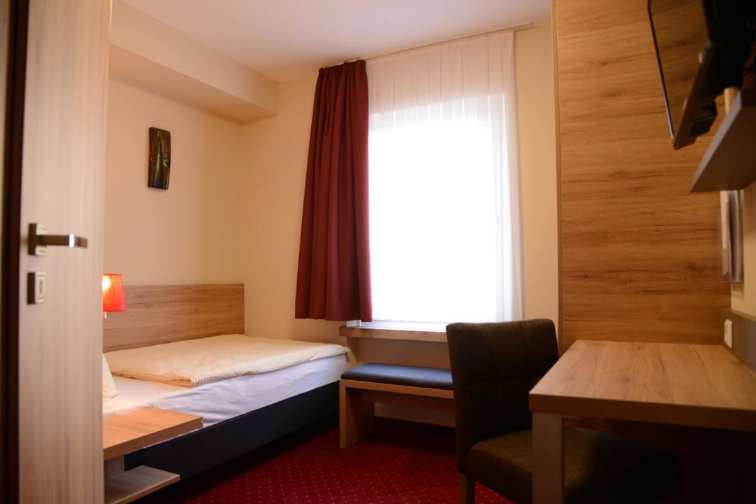 Zimmer Hotel Weinhaus Gräfen