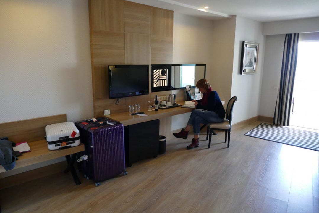 Schreibtisch Hotel Delphin Imperial