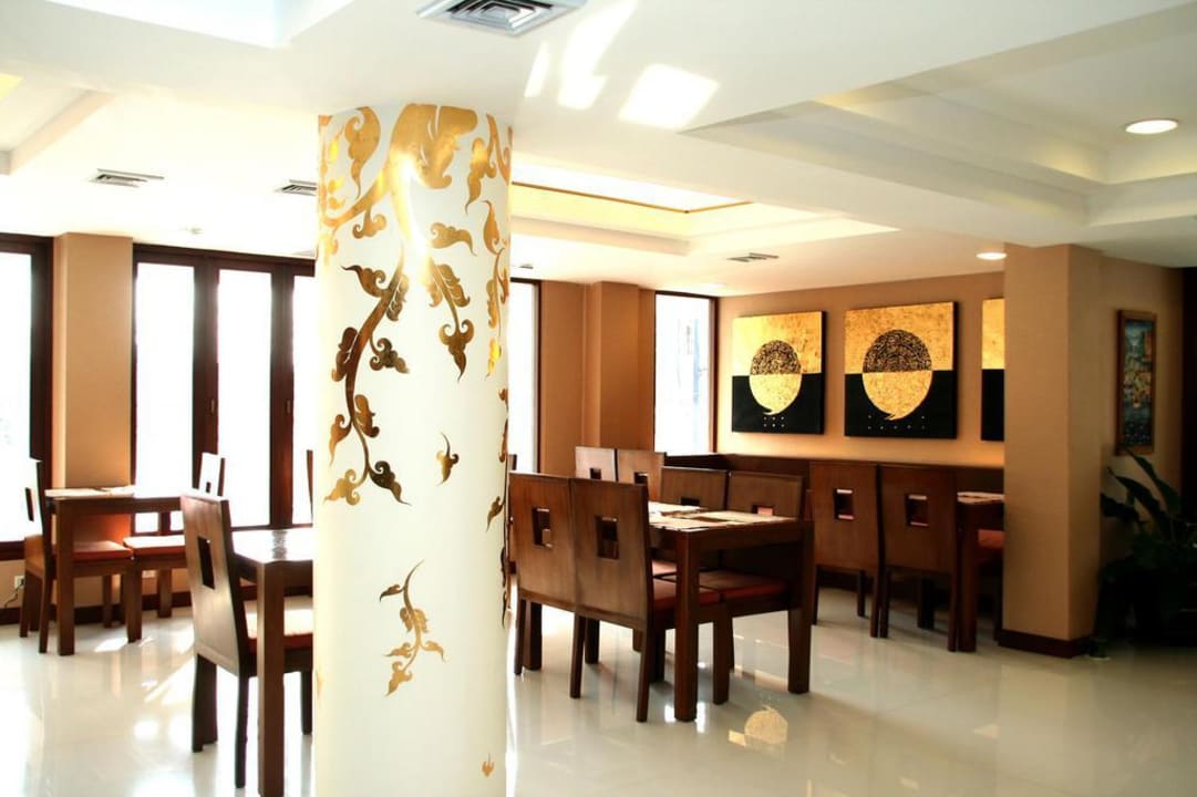 Dining Area Mariya Boutique At Suvarnabhumi Airport