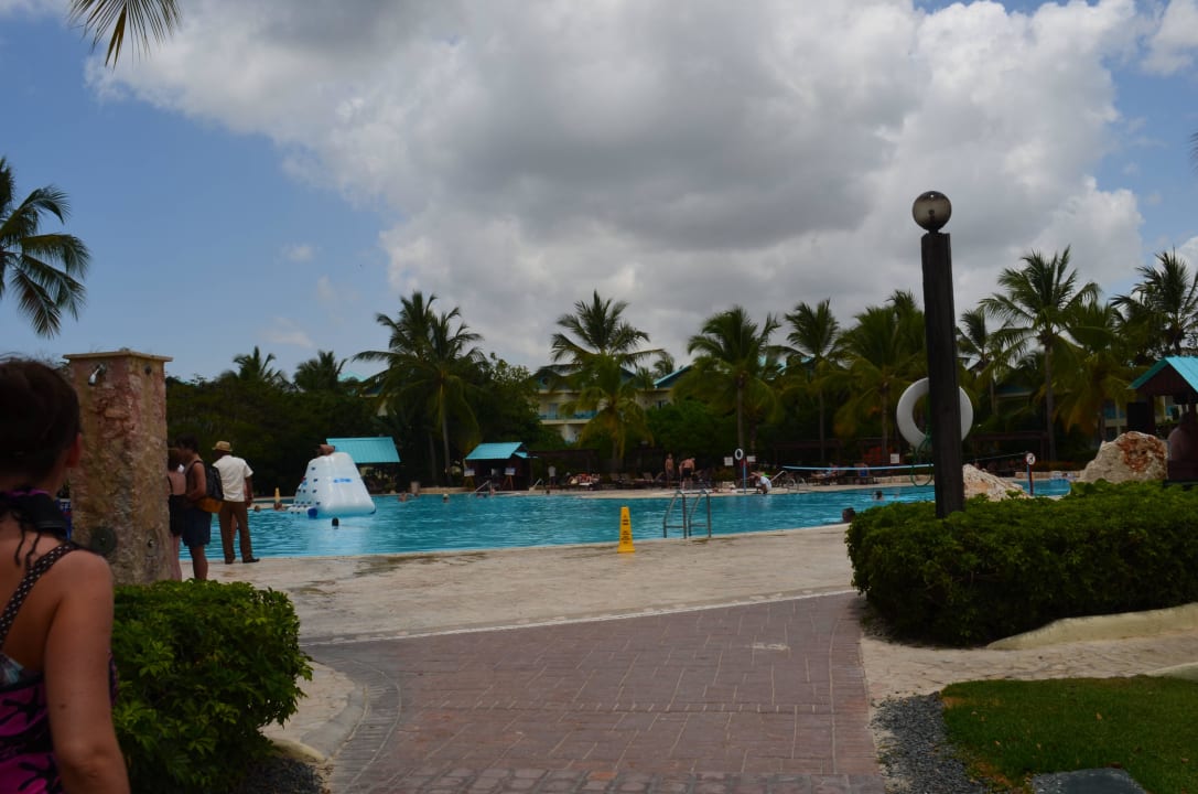 Hauptpool Dreams La Romana Resort & Spa