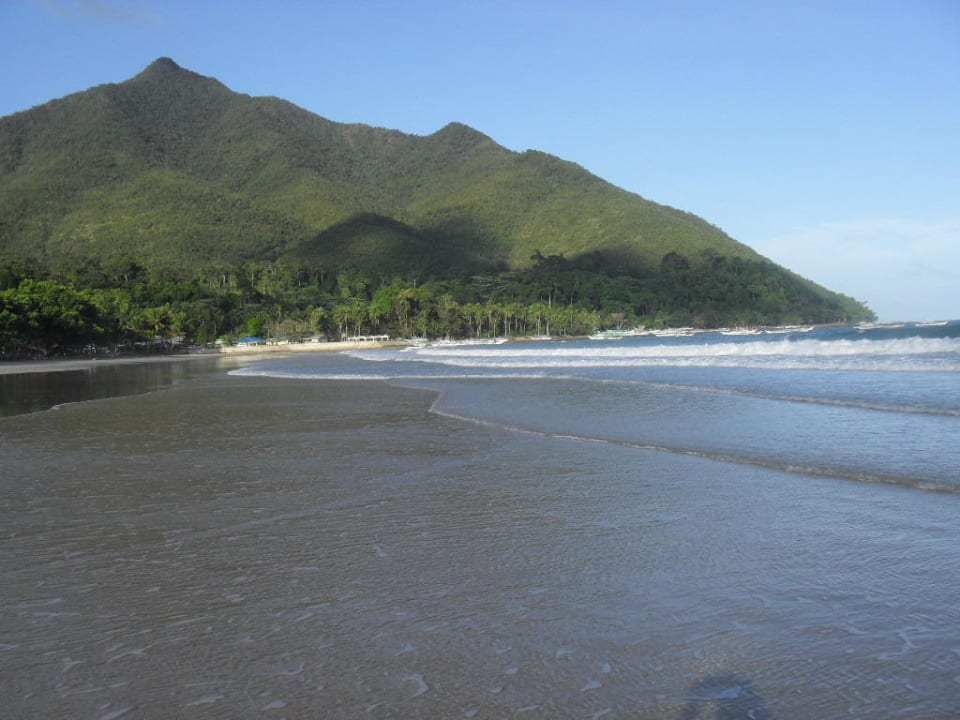 Und noch mehr Strand ohne Menschenmassen! Daluyon Beach & Mountain Resort