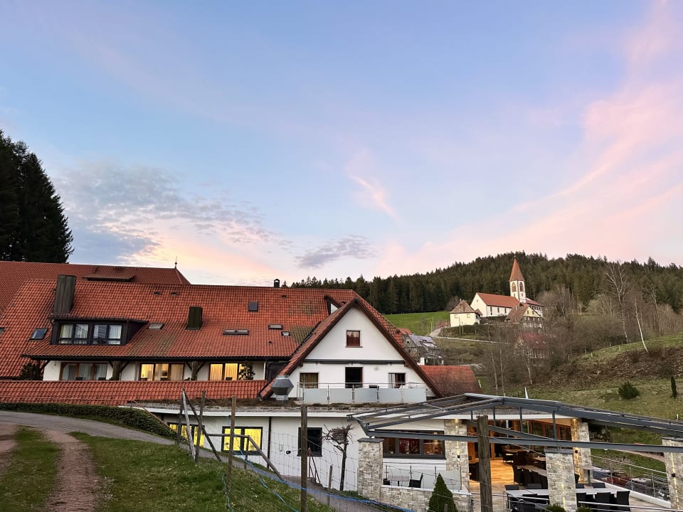 Außenansicht Naturparkhotel Adler