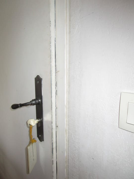 Abnutzung und Fett Eingangstüre Apartment Le Domaine de Figuière 2 - Sainte-Maxime