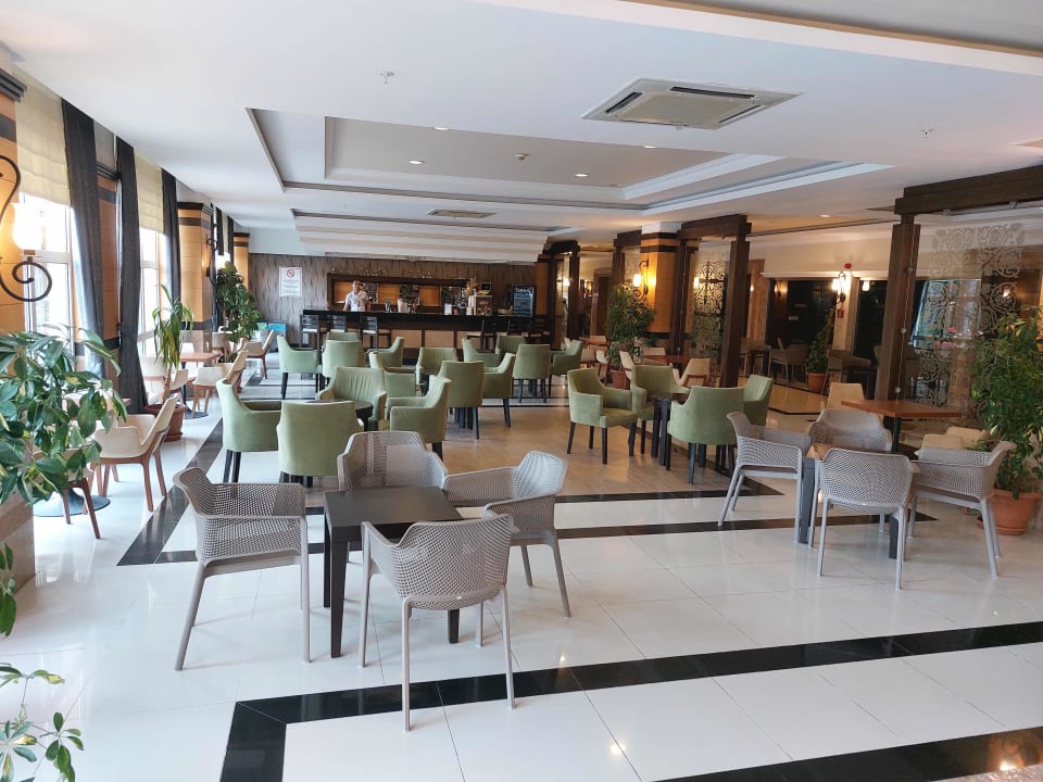 Gastro Can Garden Resort