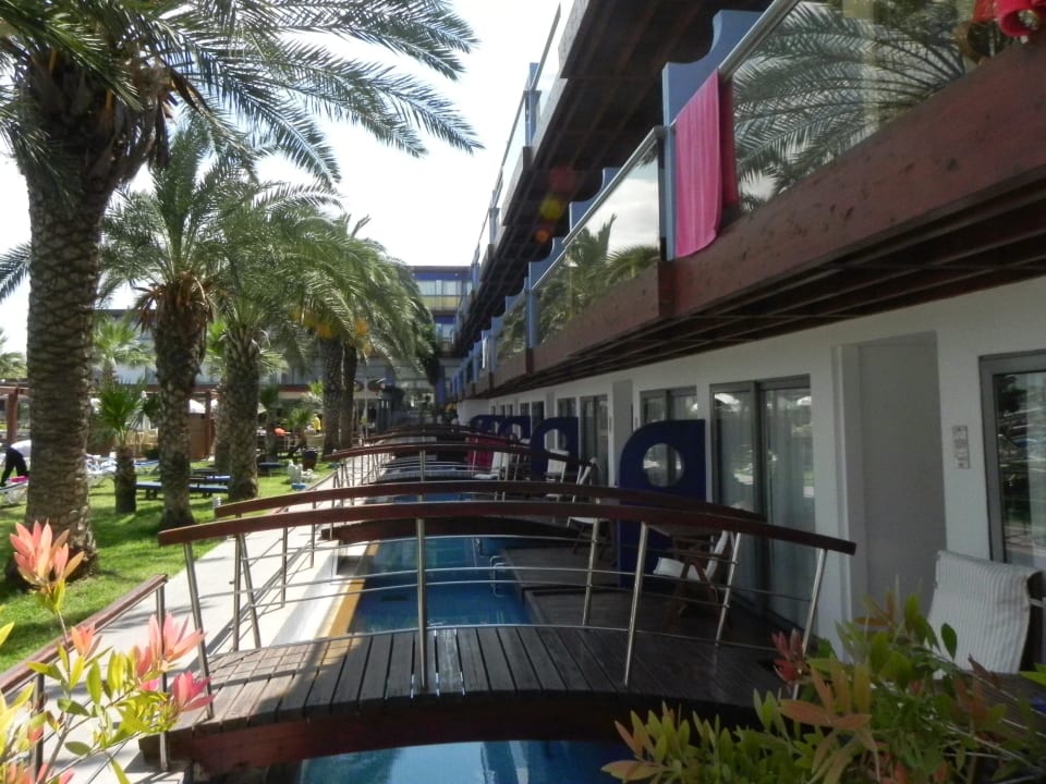 Główny budynek hotelu All Senses Ocean Blue Sea Side Resort & Spa