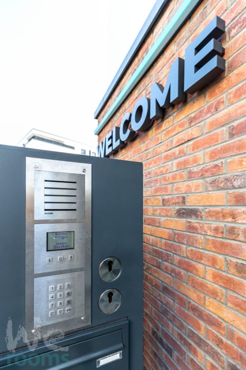 Außenansicht We rooms Hotel