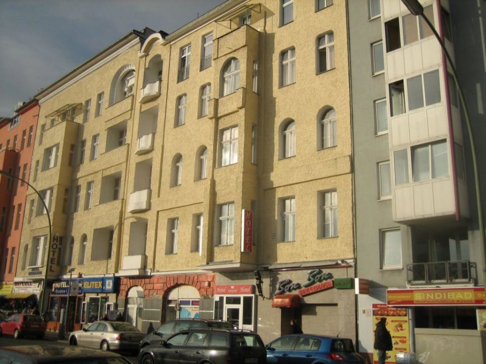 Aussenansicht Hotel AI Königshof