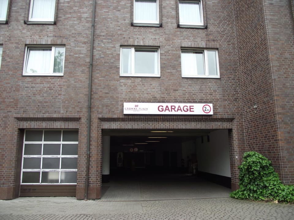 Garageneinfahrt Crowne Plaza ® Hamburg - City Alster