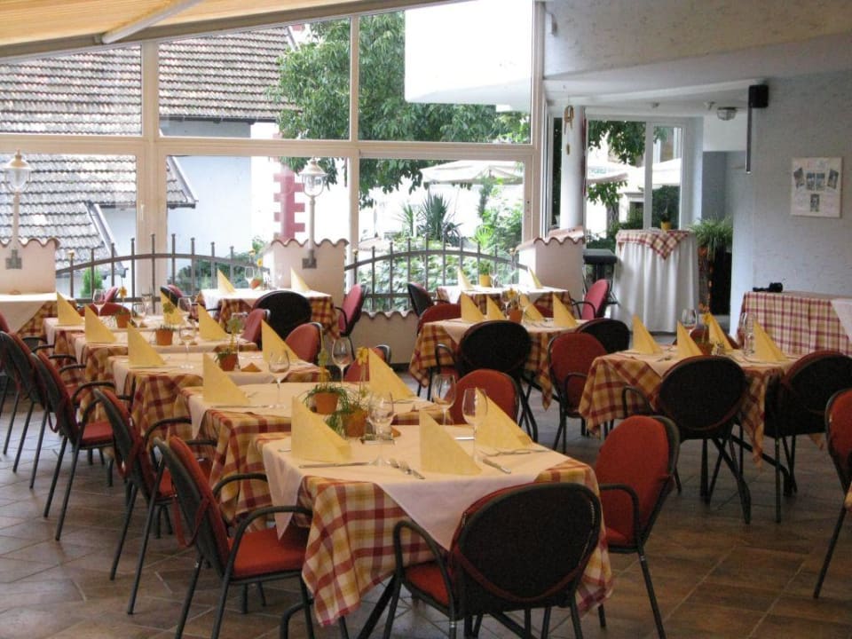 Terrasse Aussenbereich Alpenhof Lodge Passeiertal