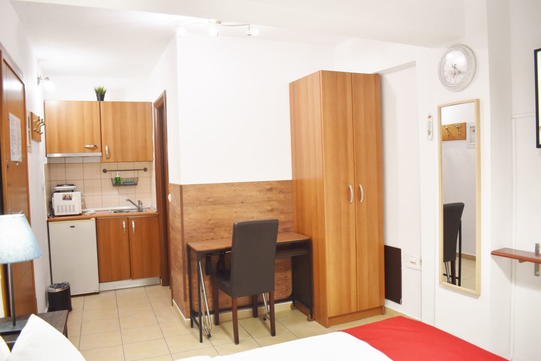 Zimmer Kripis Studio Thessaloniki