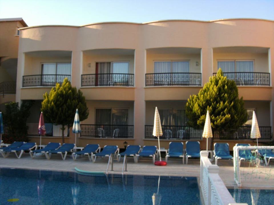 sayanora Sayanora Hotel