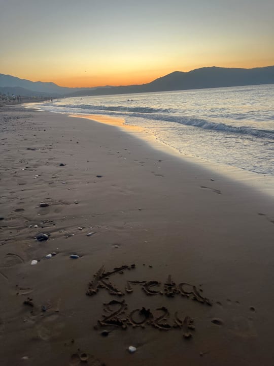 Strand Vantaris Luxury Beach Resort