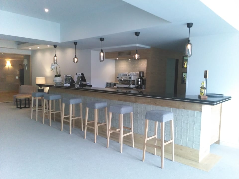 Gastro Hotel Yellow Praia Monte Gordo