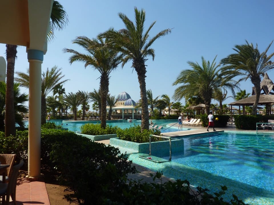 Pool Hotel Riu Karamboa