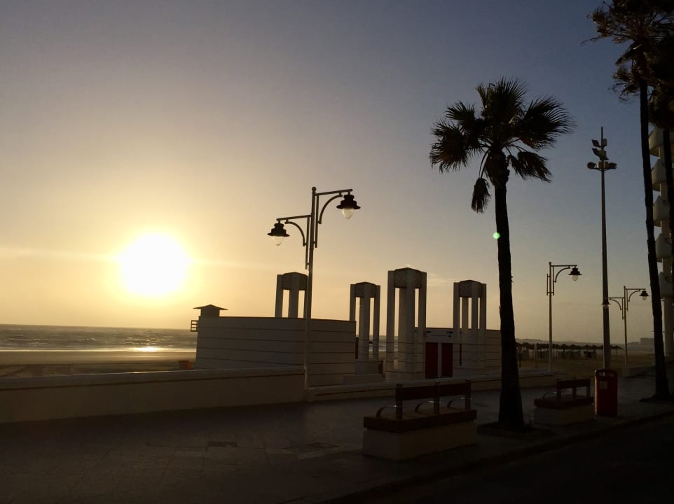Strand Hotel Playa Victoria