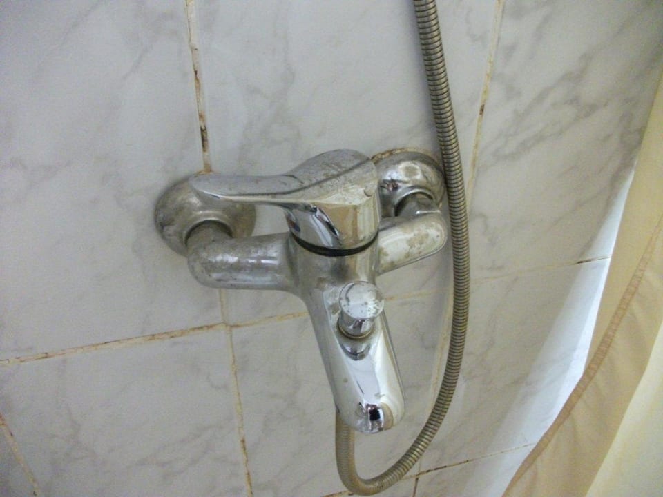 Rubinetteria arrugginita Cataract Layalina Hotel Naama Bay