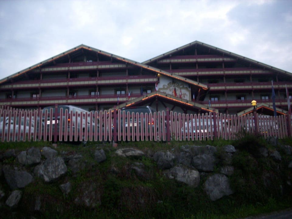Vorderansicht des Hotels Familotel Kaiserhof