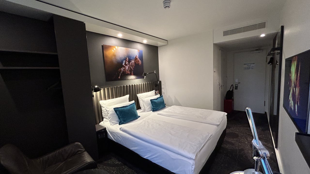 Zimmer Motel One Berlin Ku'Damm