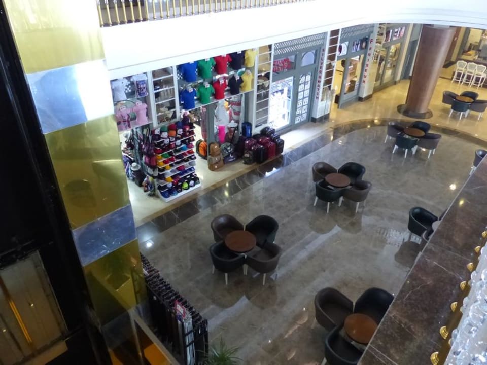 Lobby Dream World Aqua Hotel