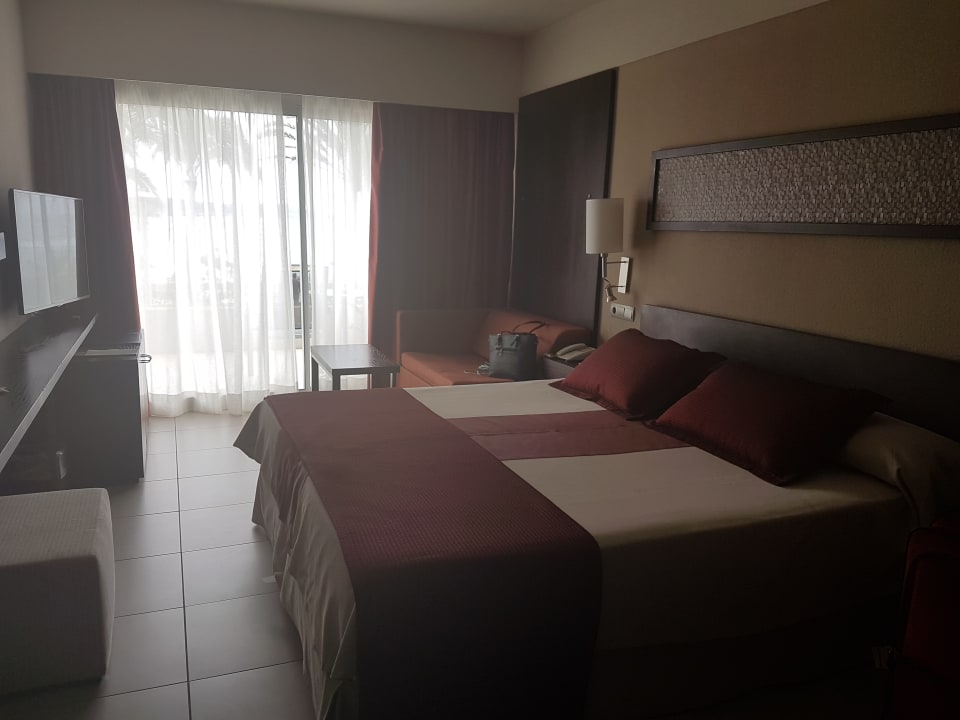 Zimmer Hipotels Mediterraneo