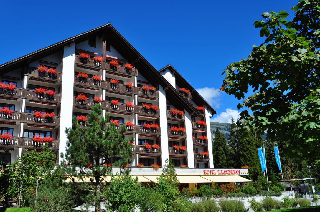 Hotel im Sommer Hotel Laaxerhof