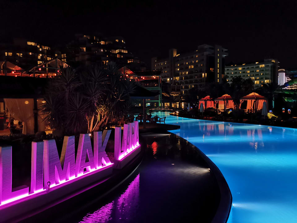 Pool Limak Lara Deluxe Hotel & Resort