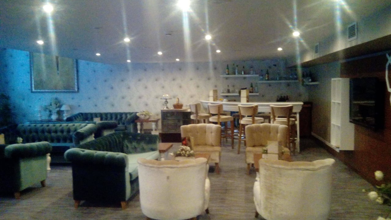 Лобби Best Western Plus Hotel Khan