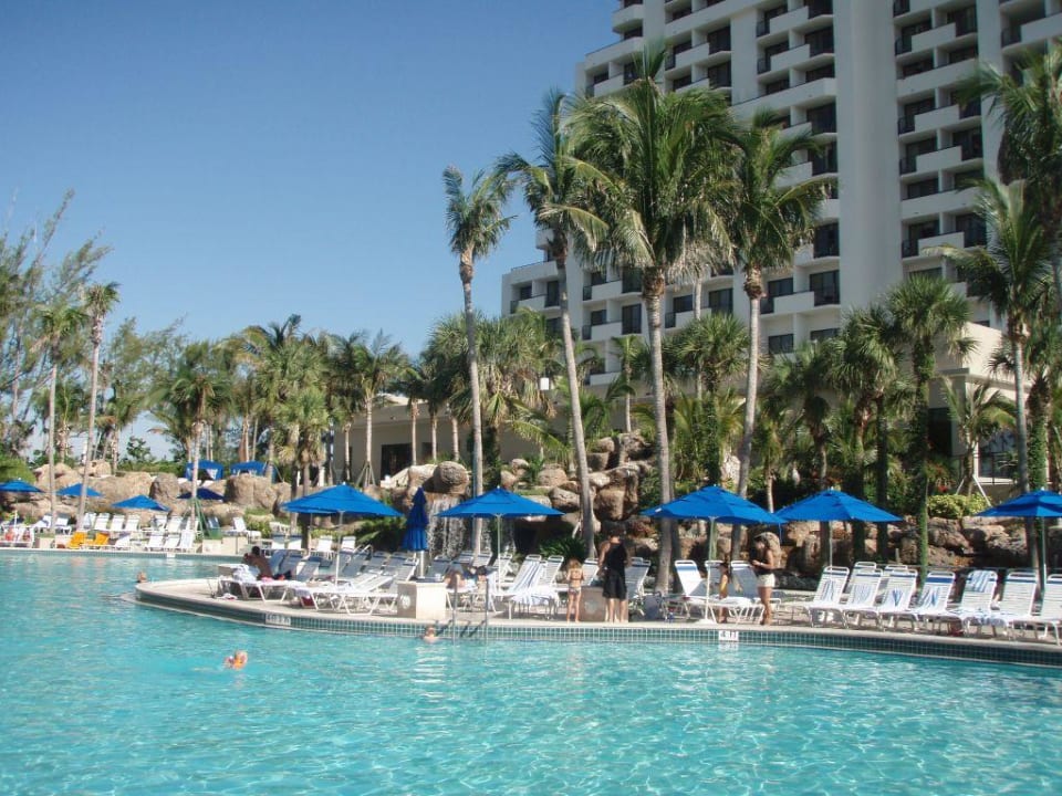 Poolbereich Hotel Marriott Harbor Beach Resort