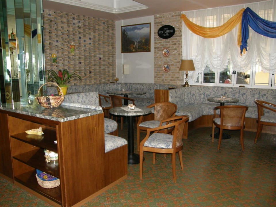 Бар отеля Hotel Stockholm
