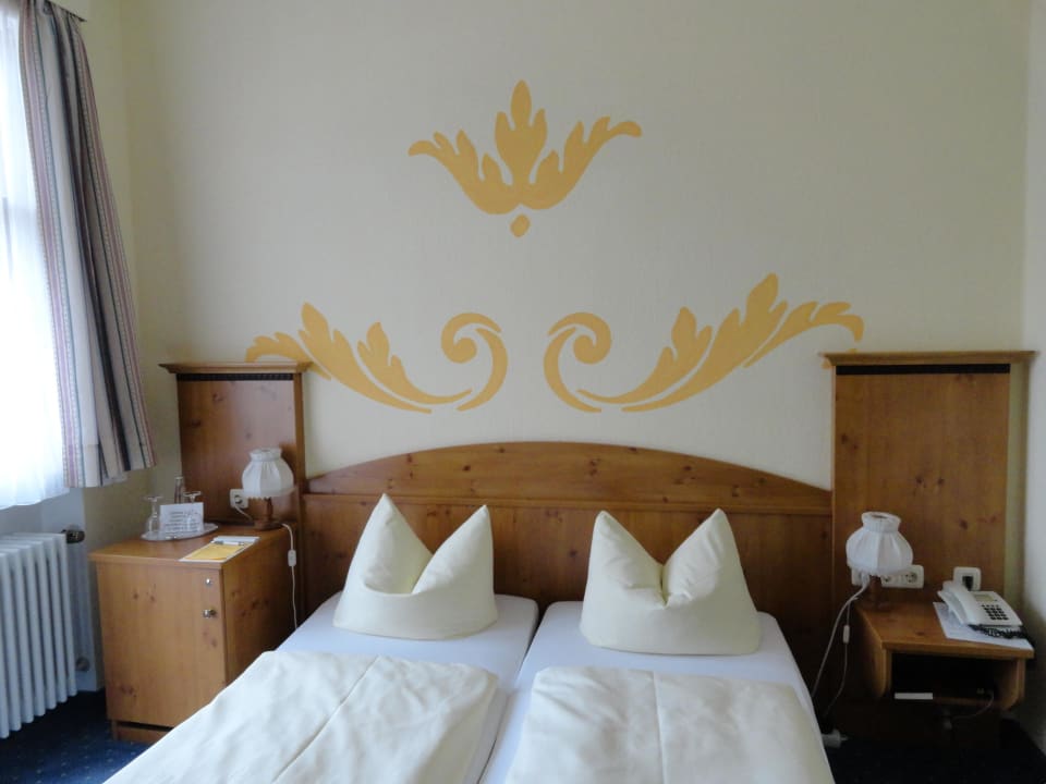 Doppelzimmer Hotel Vier Jahreszeiten