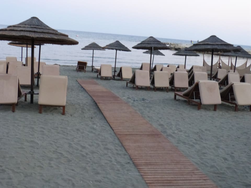 Strand Mediterranean Beach Hotel
