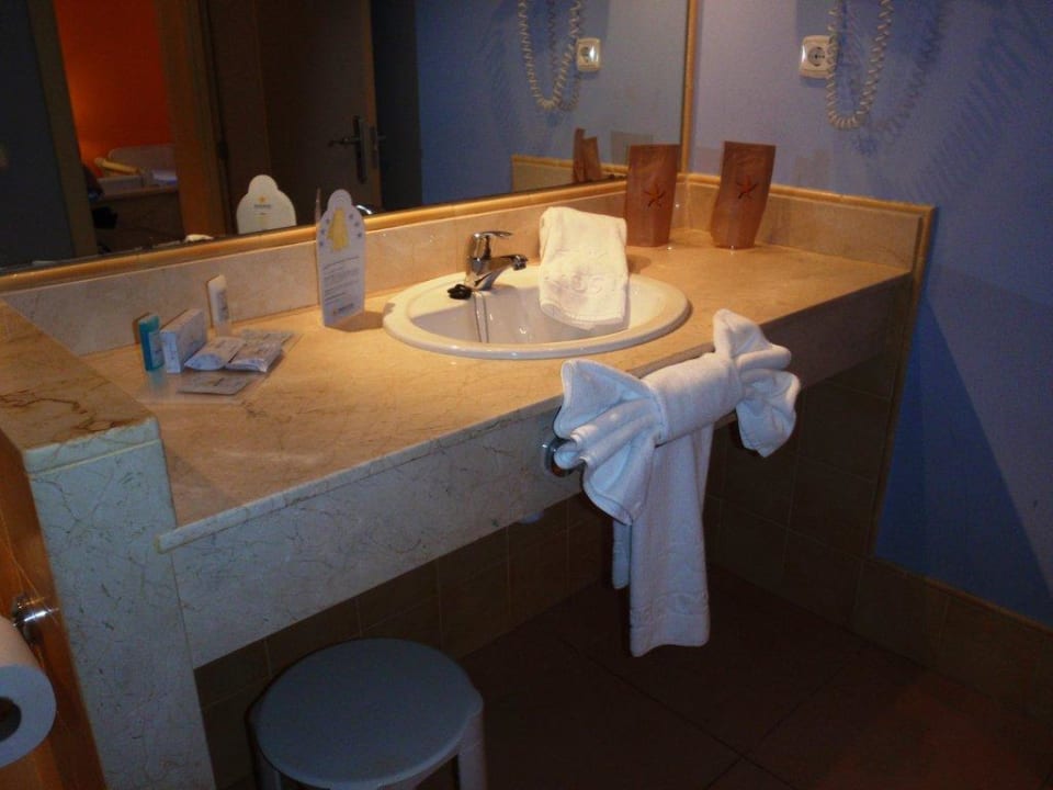 Waschtisch im Badezimmer Iberostar Waves Gaviotas Park