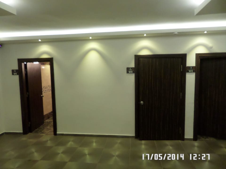 Toiletten im Untergeschoss - Fahrstuhl vorhanden Hatipoglu Beach Hotel