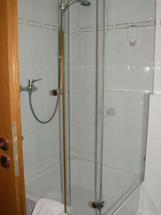 Dusche im Familienzimmer Waldhotel Eskeshof