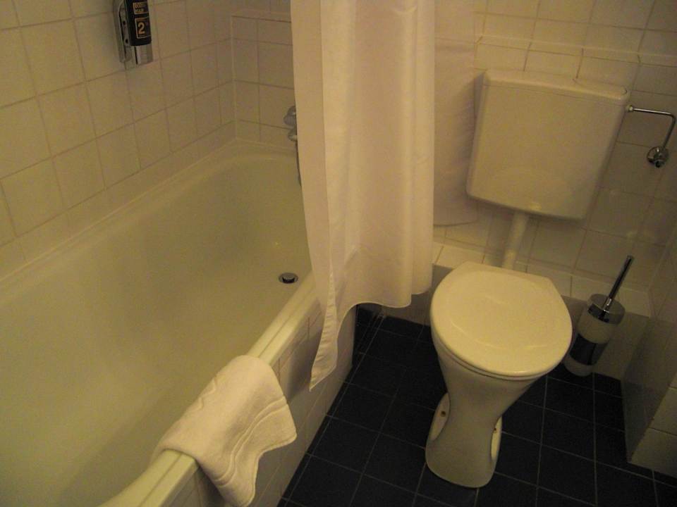 Badewanne & Toilette Arthotel ANA Katharina