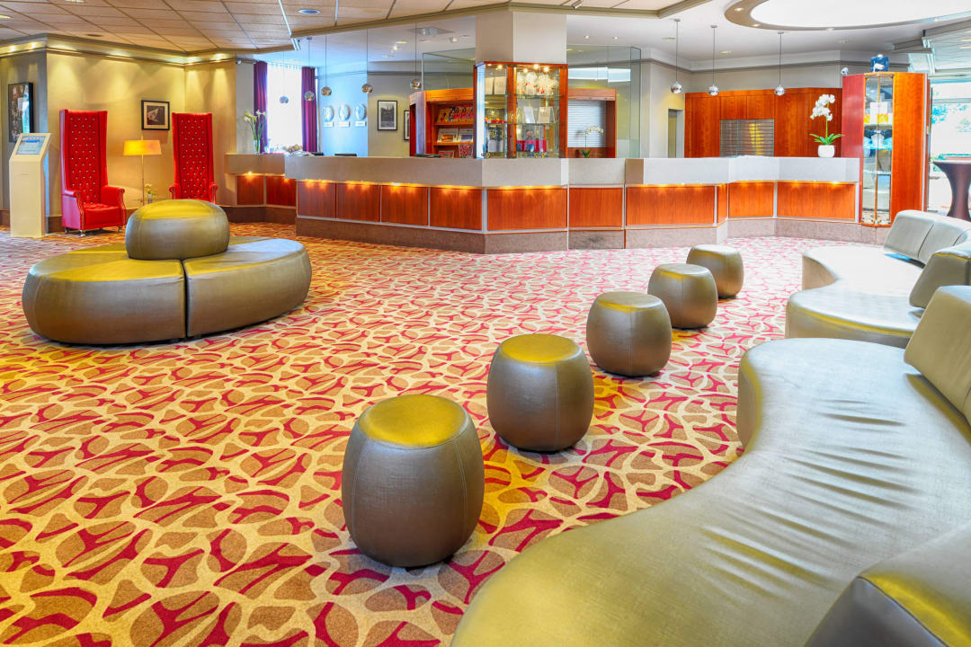 Lobby Leonardo Hotel Köln