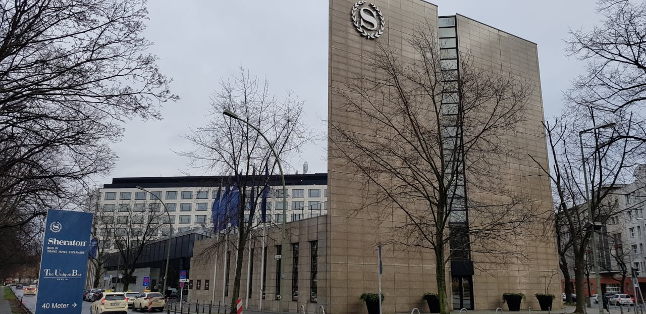 Außenansicht Sheraton Berlin Grand Hotel Esplanade