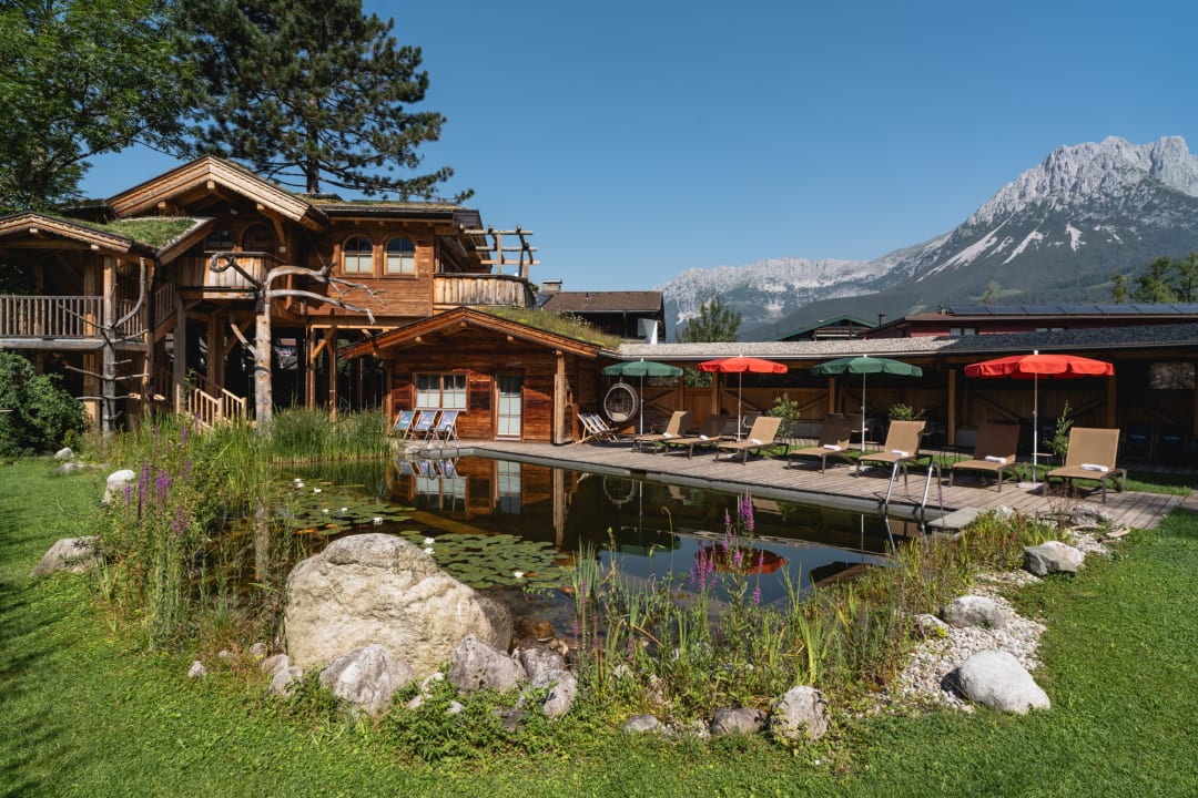 Außenansicht FLORA - Das kleine Gartenhotel